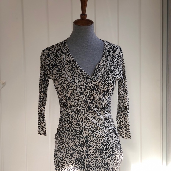 Anthropologie Meadow Rue Faux Wrap Top - Picture 7 of 9